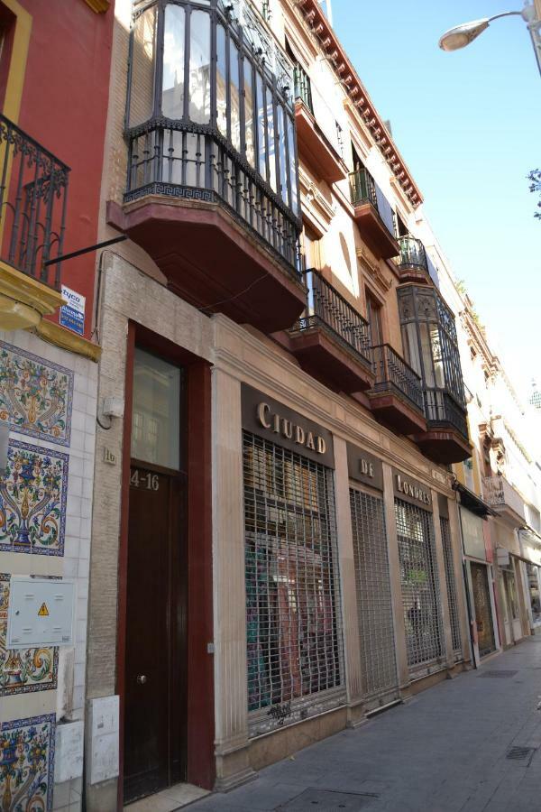 Precioso Apartamento Centro De Sevilla Luaran gambar